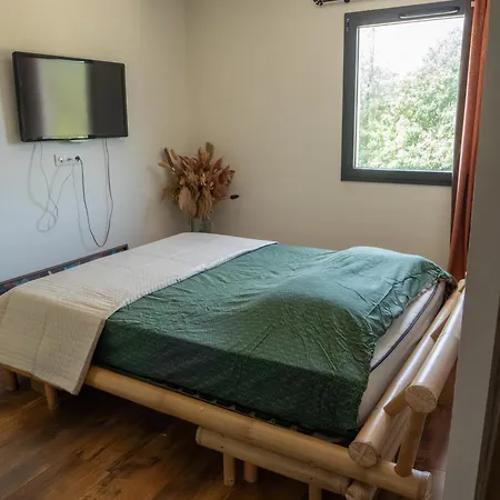 Maison Chaleureuse Au Calme, Sud Ardeche Дом отдыха